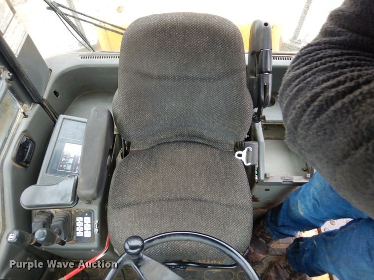 image for item MF9551 1998 Komatsu WA500-3L  wheel loader