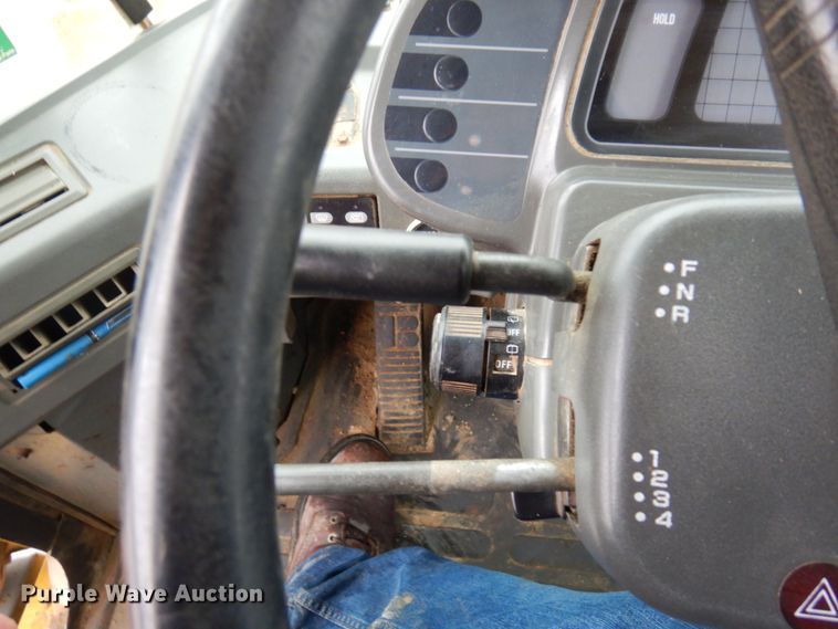 image for item MF9551 1998 Komatsu WA500-3L  wheel loader