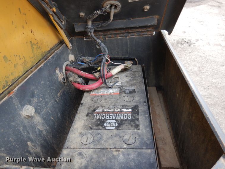 image for item MF9551 1998 Komatsu WA500-3L  wheel loader