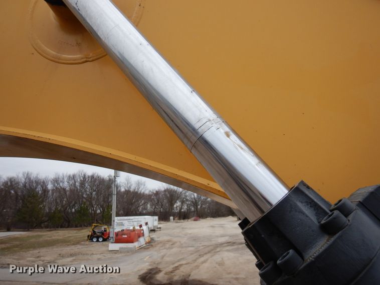 image for item MF9552 2012 Caterpillar 336E L  excavator