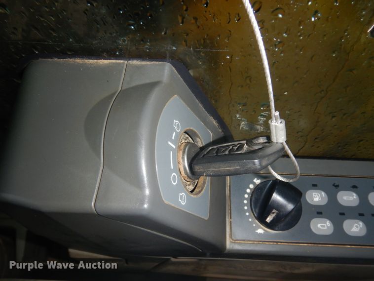 image for item MF9553 2012 Caterpillar 336E L  excavator