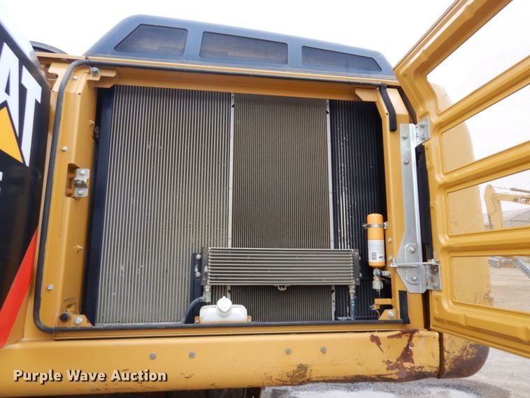 image for item MF9553 2012 Caterpillar 336E L  excavator