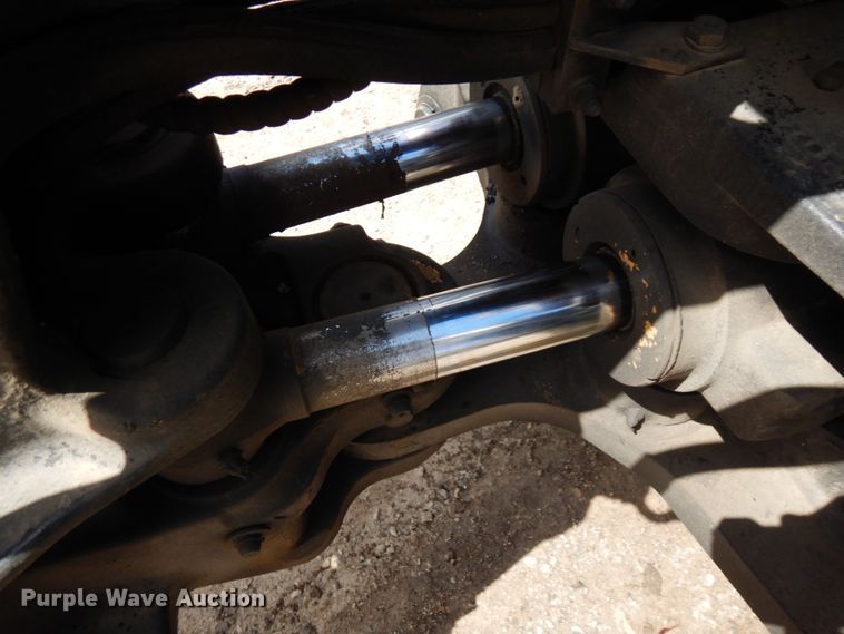 image for item MF9564 New Holland 555E  backhoe