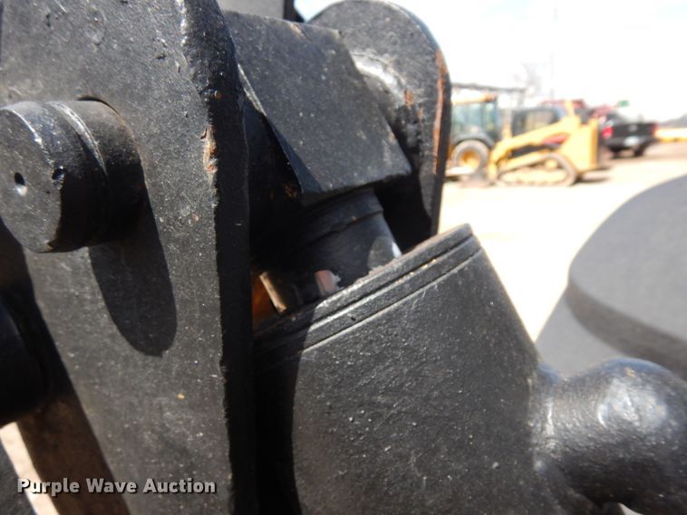 image for item MF9564 New Holland 555E  backhoe