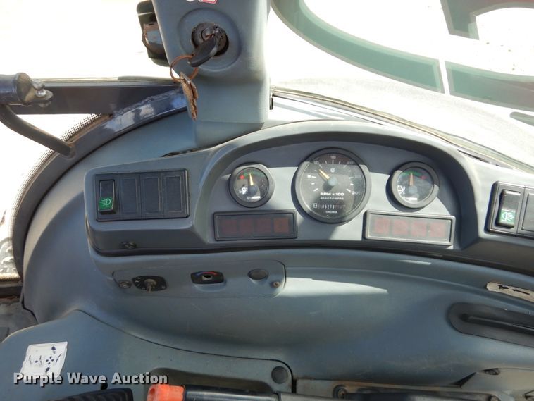 image for item MF9564 New Holland 555E  backhoe