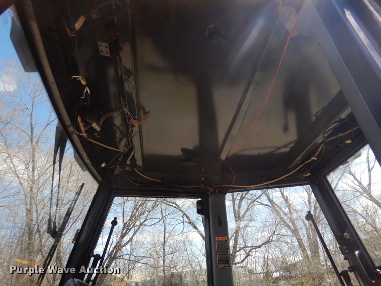 image for item MF9564 New Holland 555E  backhoe