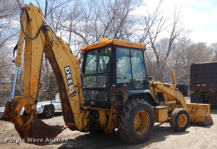 image for item MF9565 John Deere 310E  backhoe