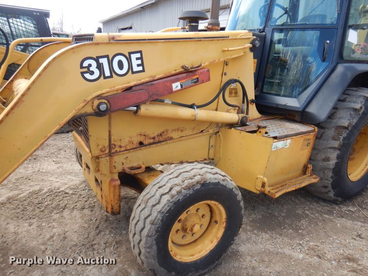image for item MF9565 John Deere 310E  backhoe