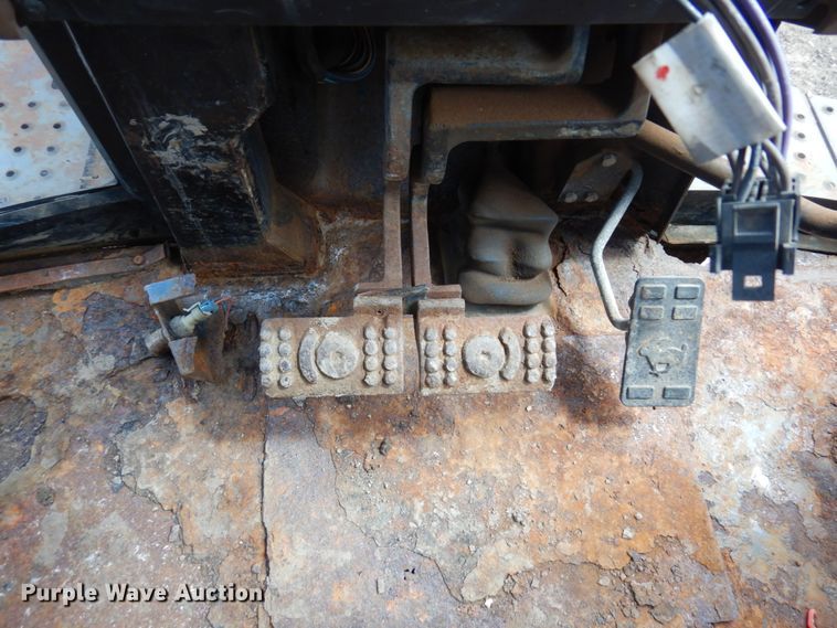 image for item MF9565 John Deere 310E  backhoe