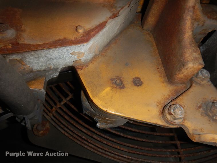 image for item MF9565 John Deere 310E  backhoe