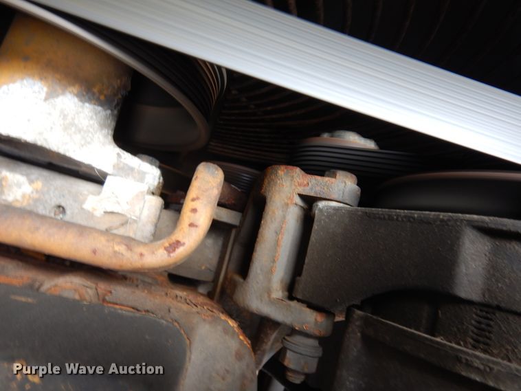 image for item MF9565 John Deere 310E  backhoe