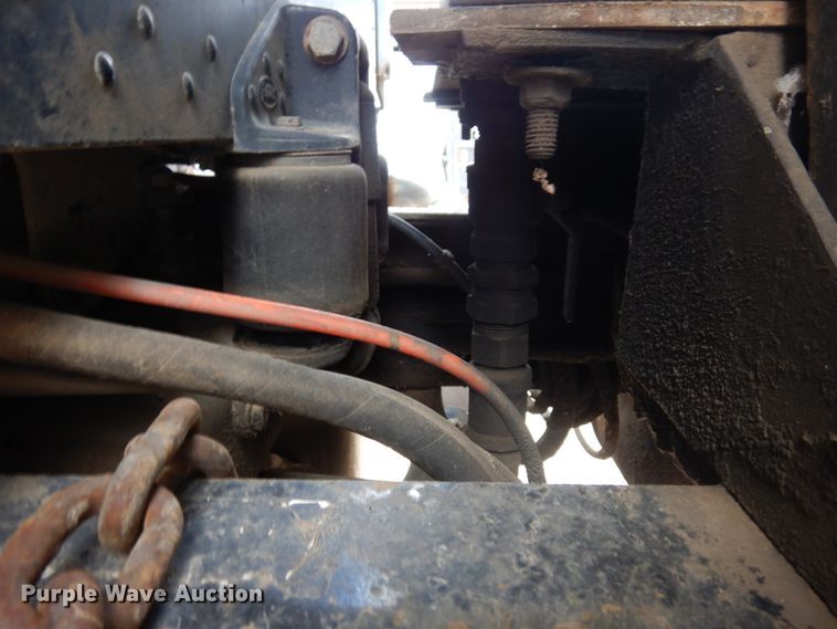 image for item MF9570 1998 Peterbilt 379  dump truck