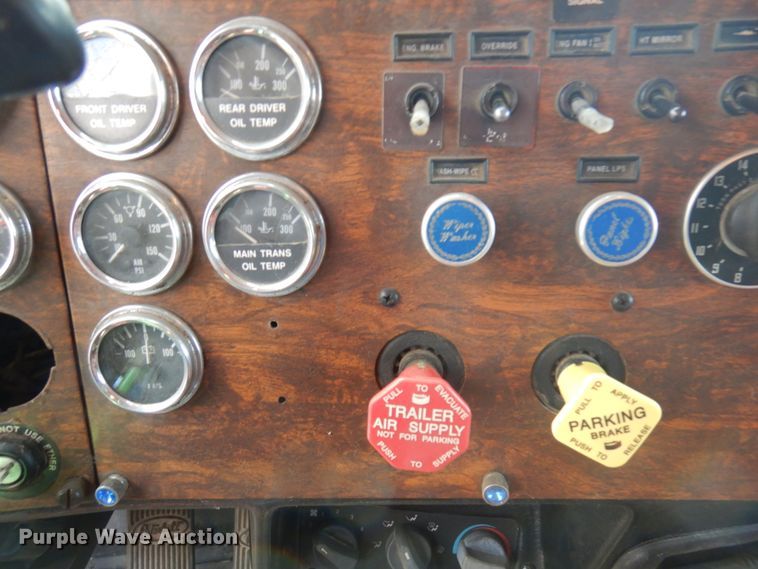 image for item MF9570 1998 Peterbilt 379  dump truck