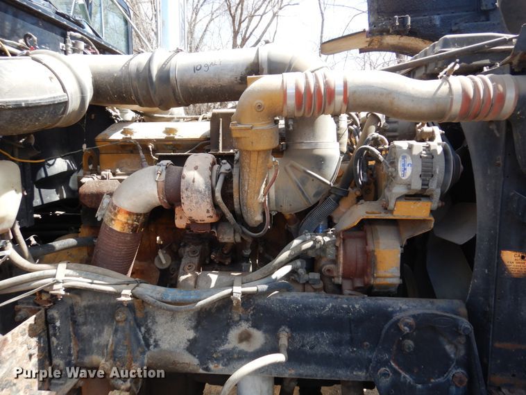 image for item MF9570 1998 Peterbilt 379  dump truck