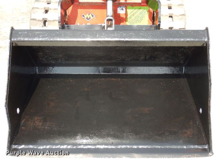 image for item MU9544 2017 Morbark Boxer 320  compact utility loader