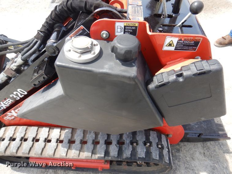 image for item MU9544 2017 Morbark Boxer 320  compact utility loader