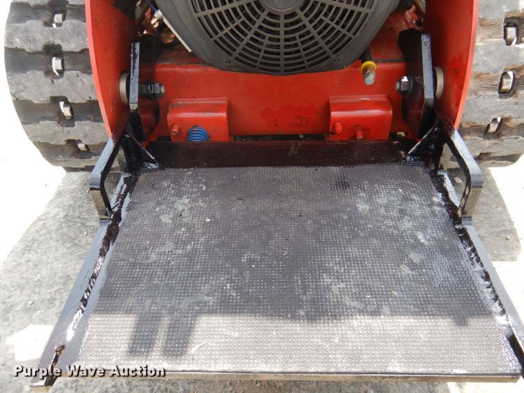 image for item MU9544 2017 Morbark Boxer 320  compact utility loader