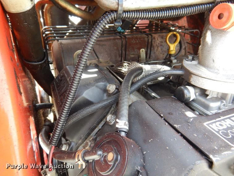 image for item MU9544 2017 Morbark Boxer 320  compact utility loader