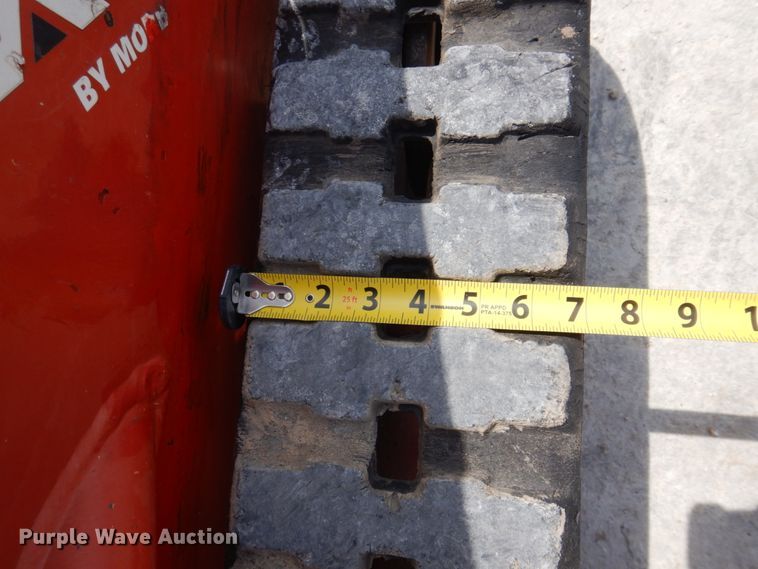 image for item MU9544 2017 Morbark Boxer 320  compact utility loader