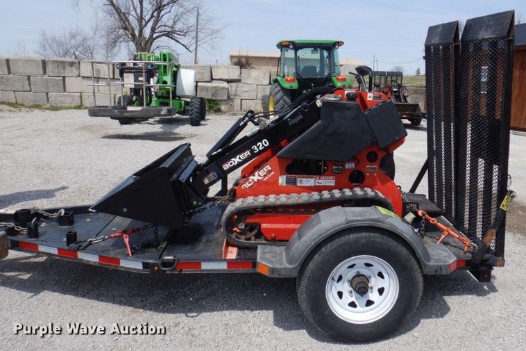 image for item MU9544 2017 Morbark Boxer 320  compact utility loader