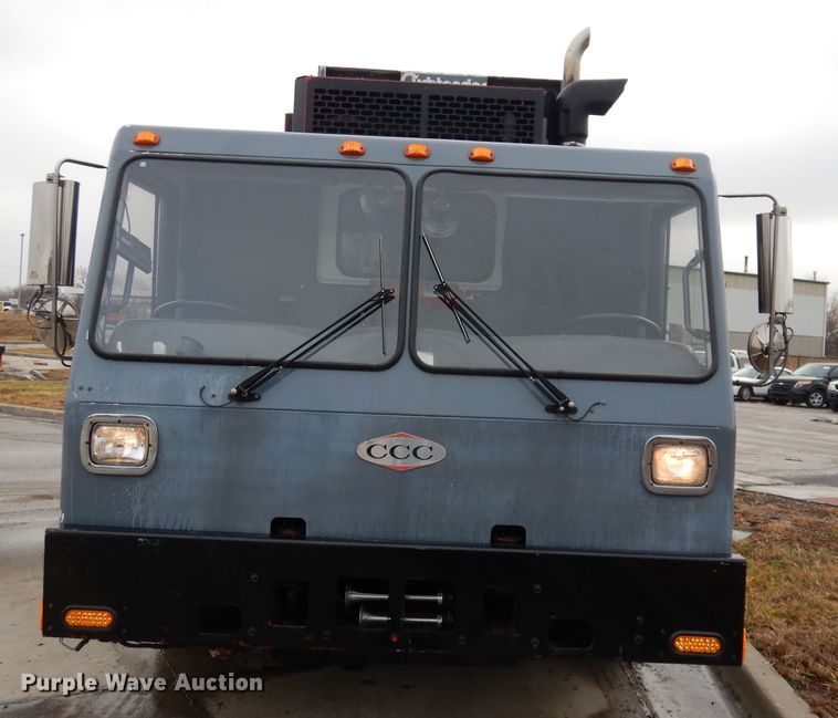 image for item DJ2758 2011 Crane Carrier LET2-26-UNK  refuse truck