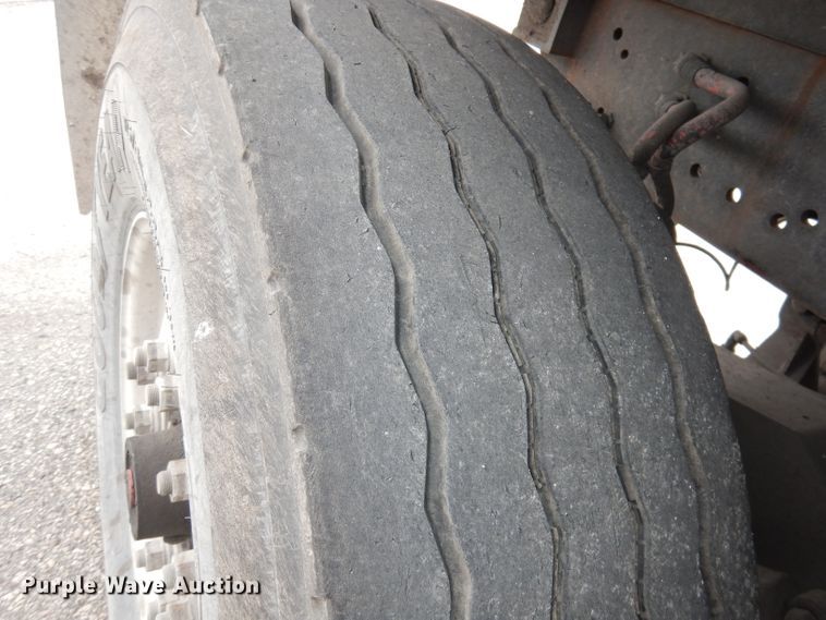 image for item DJ2758 2011 Crane Carrier LET2-26-UNK  refuse truck