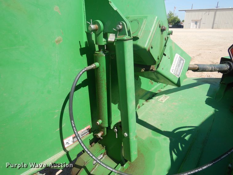 image for item DK0909 2015 John Deere CX15  batwing rotary mower