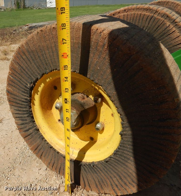 image for item DK0909 2015 John Deere CX15  batwing rotary mower