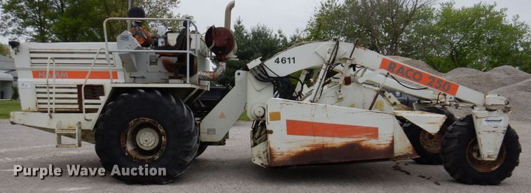 image for item DL3749 Hamm Raco 250  reclaimer