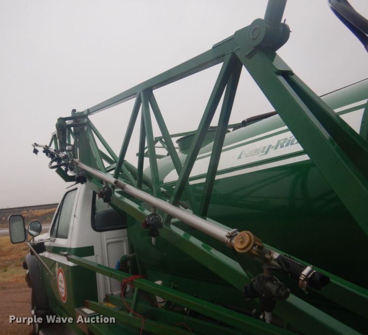 image for item DM5433 1996 Ford F350  applicator truck