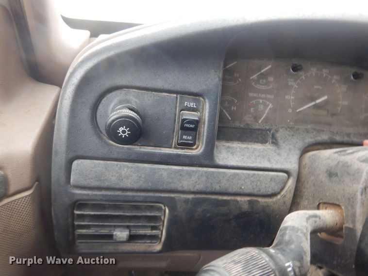 image for item DM5433 1996 Ford F350  applicator truck