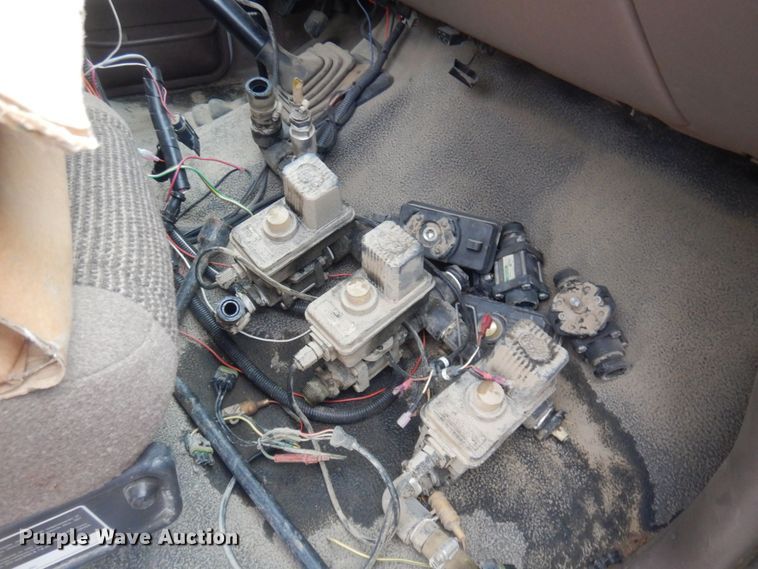 image for item DM5433 1996 Ford F350  applicator truck