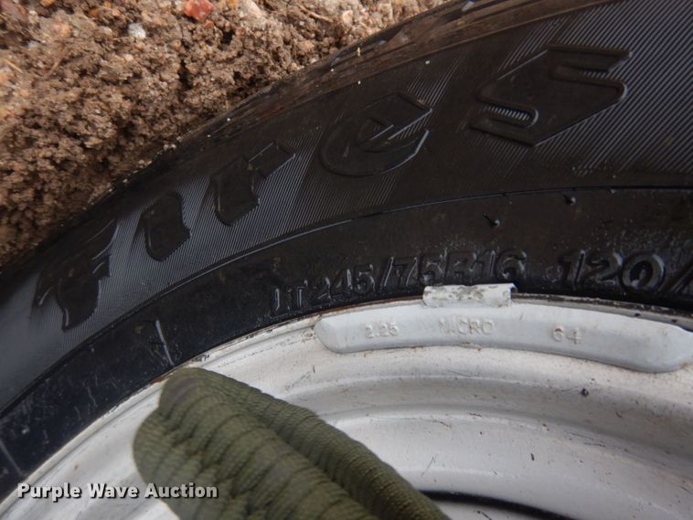 image for item DM5433 1996 Ford F350  applicator truck