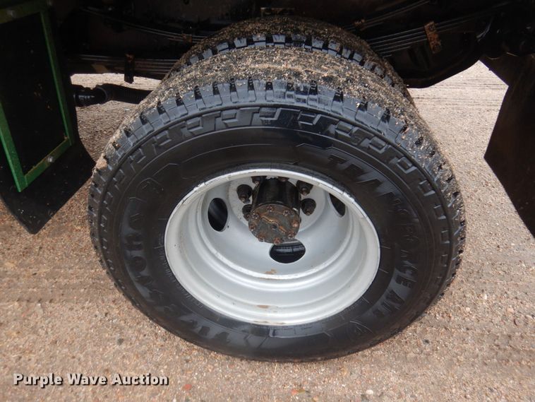 image for item DM5433 1996 Ford F350  applicator truck