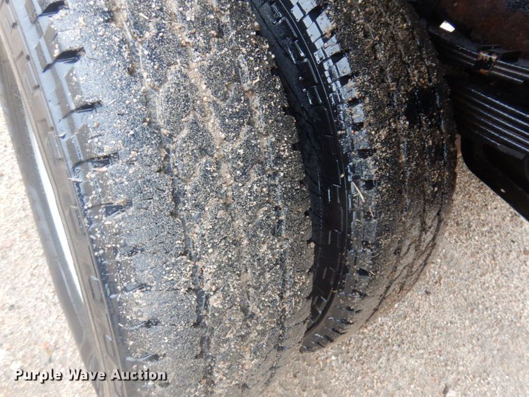 image for item DM5433 1996 Ford F350  applicator truck