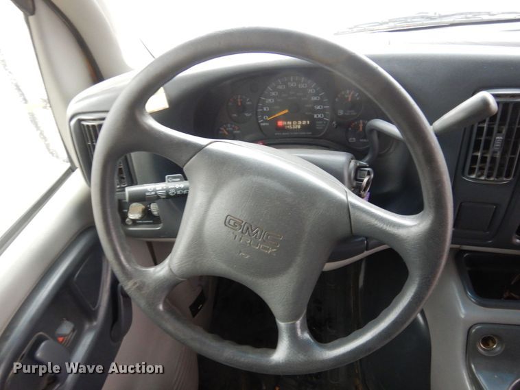 image for item DM5434 1998 GMC Savana G3500  school bus