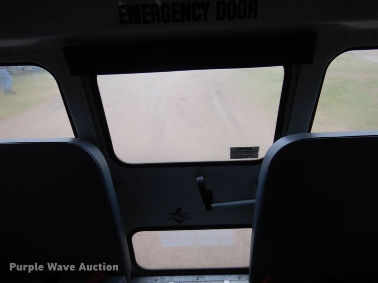 image for item DM5434 1998 GMC Savana G3500  school bus