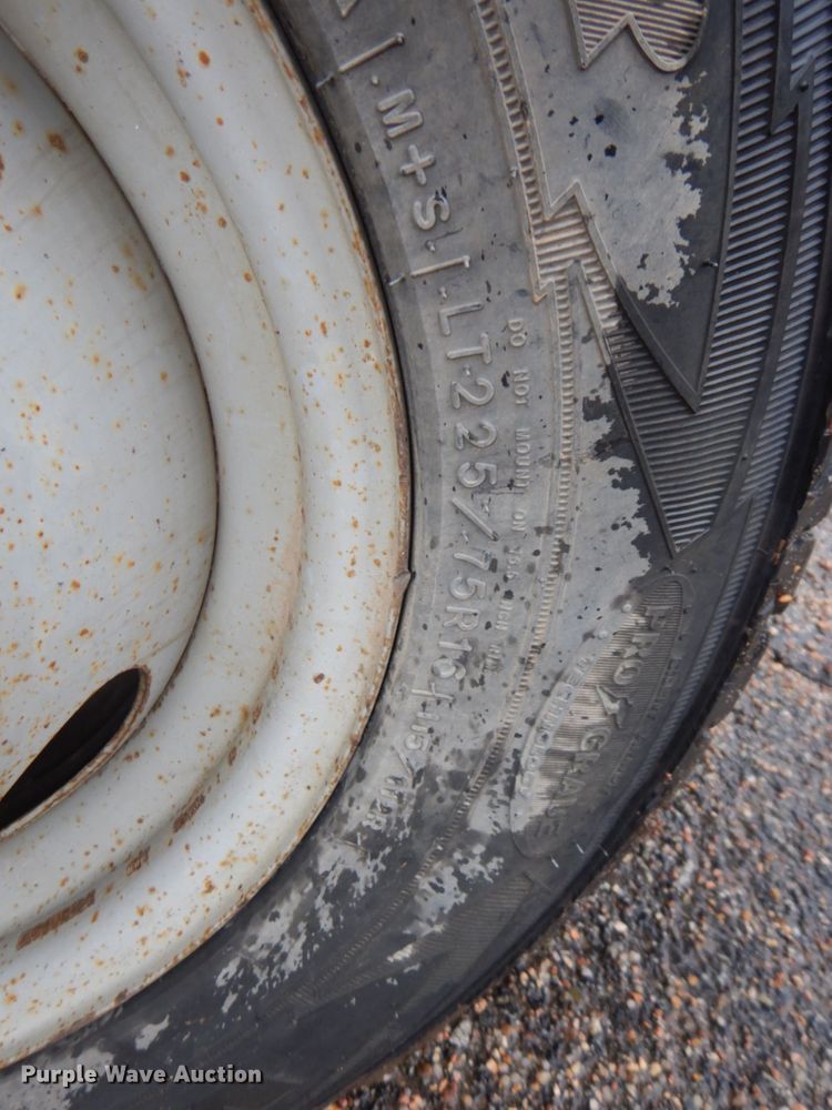 image for item DM5434 1998 GMC Savana G3500  school bus