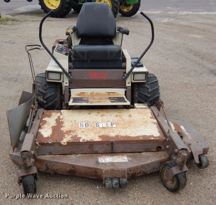 image for item DM5437 Grasshopper 725  ZTR lawn mower
