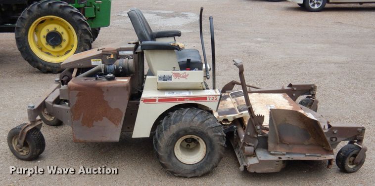 image for item DM5437 Grasshopper 725  ZTR lawn mower