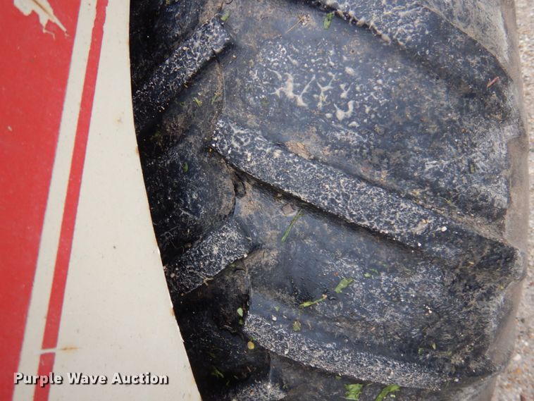 image for item DM5437 Grasshopper 725  ZTR lawn mower