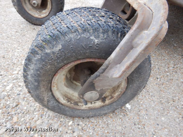 image for item DM5437 Grasshopper 725  ZTR lawn mower