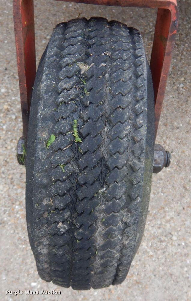 image for item DM5438 finish mower