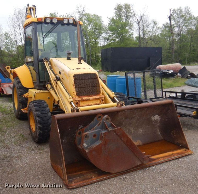 image for item DM5442 2004 New Holland LB75B  backhoe