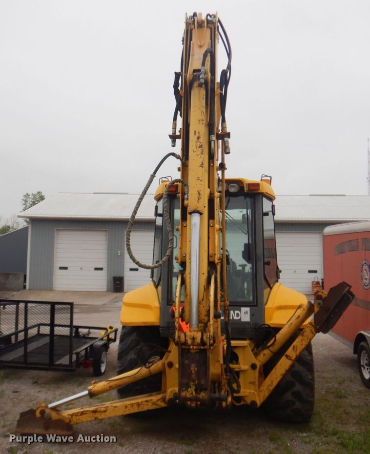image for item DM5442 2004 New Holland LB75B  backhoe