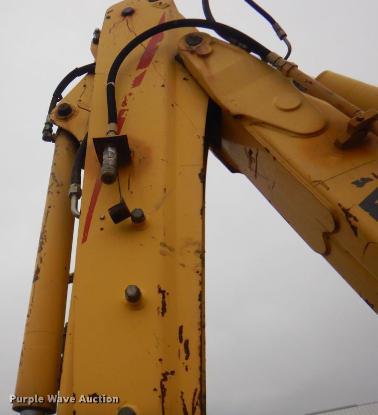 image for item DM5442 2004 New Holland LB75B  backhoe