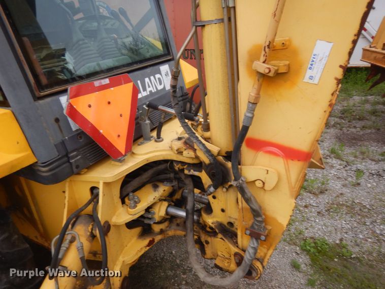 image for item DM5442 2004 New Holland LB75B  backhoe