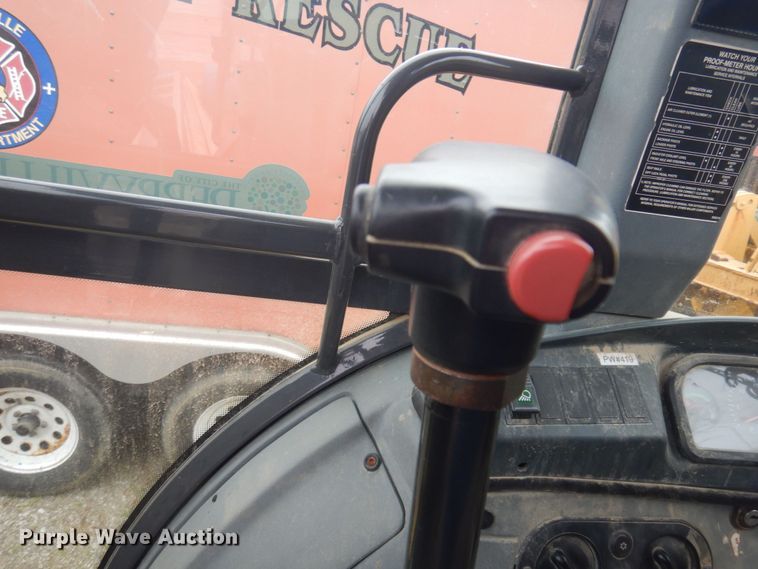 image for item DM5442 2004 New Holland LB75B  backhoe