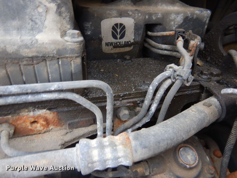 image for item DM5442 2004 New Holland LB75B  backhoe