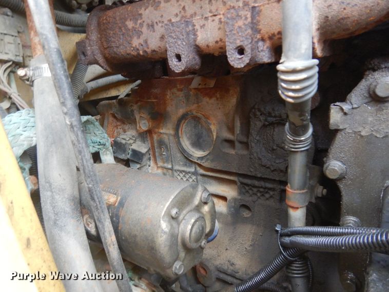 image for item DM5442 2004 New Holland LB75B  backhoe